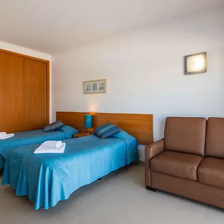 Turisticos Monte Da Vinha Ii 3* アルブフェイラ