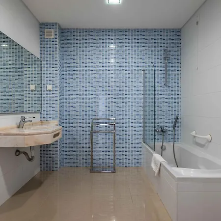 Turisticos Monte Da Vinha Ii Hotel apartamentowy