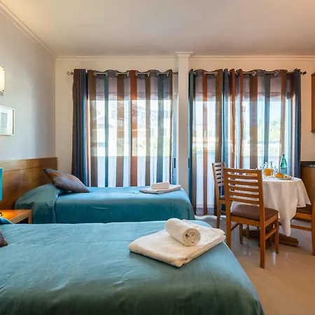 Turisticos Monte Da Vinha Ii アルブフェイラ